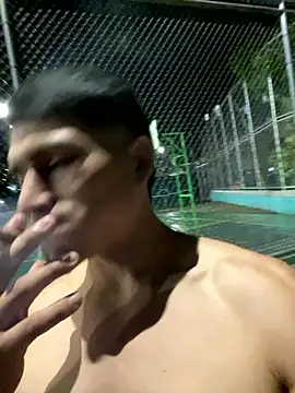 Snapshot of MaxxxSteil chatting on 02-22-25, 04:18 MaxxxSteil online show from 02-22-25, 04:18