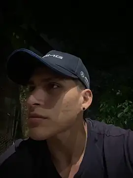 Snapshot of MaxxxSteil chatting on 03-04-25, 11:54 MaxxxSteil online show from 03-04-25, 11:54