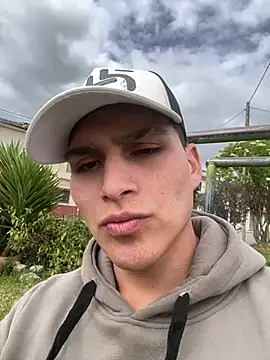 Snapshot of MaxxxSteil chatting on 02-19-26, 08:38 MaxxxSteil online show from 02-19-26, 08:38