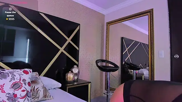 AnnieGibbyns online show from 04-22-26, 08:21