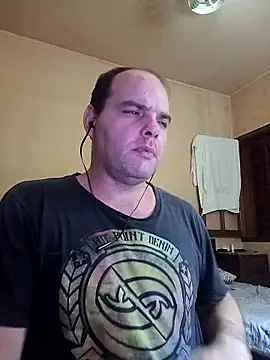 Snapshot of Jovissoares7ye chatting on 01-19-26, 03:43 Jovissoares7ye online show from 01-19-26, 03:43