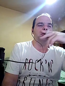 Snapshot of Jovissoares7ye chatting on 02-16-26, 02:40 Jovissoares7ye online show from 02-16-26, 02:40