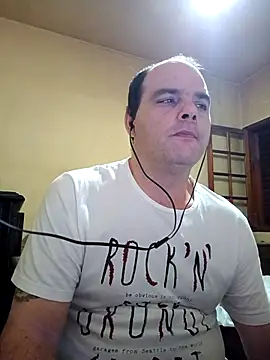 Snapshot of Jovissoares7ye chatting on 03-04-26, 02:39 Jovissoares7ye online show from 03-04-26, 02:39