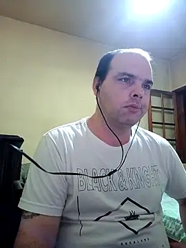 Jovissoares7ye online show from 04-27-26, 02:31