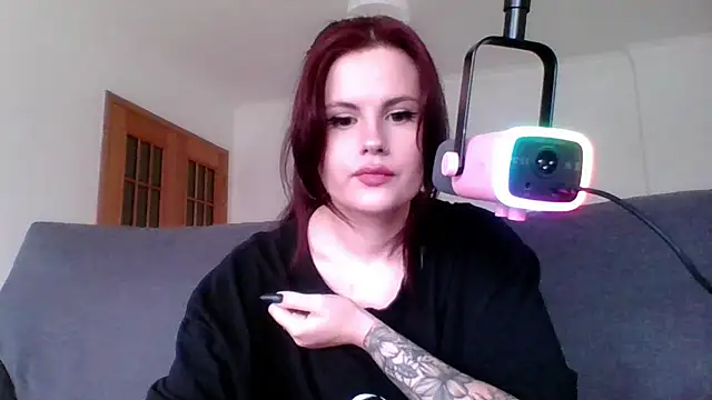 Snapshot of Della_Ideal chatting on 02-28-25, 11:03 Della Ideal online show from 02-28-25, 11:03