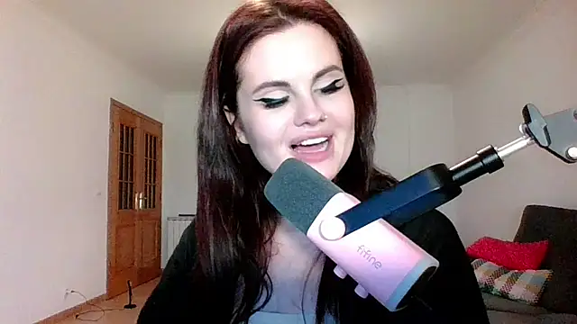 Snapshot of Della_Ideal chatting on 03-20-25, 06:31 Della Ideal online show from 03-20-25, 06:31