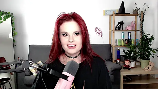 Snapshot of Della_Ideal chatting on 09-17-25, 05:25 Della Ideal online show from 09-17-25, 05:25