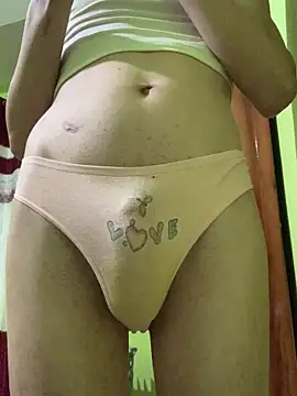 Snapshot of Femboylili chatting on 12-17-25, 11:55 Femboylili online show from 12-17-25, 11:55