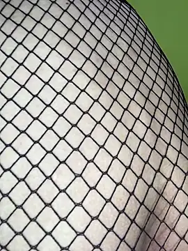 Snapshot of Femboylili chatting on 02-12-26, 12:33 Femboylili online show from 02-12-26, 12:33