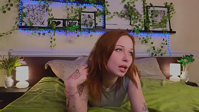 AliceTempt online show from 03-16-25, 06:34