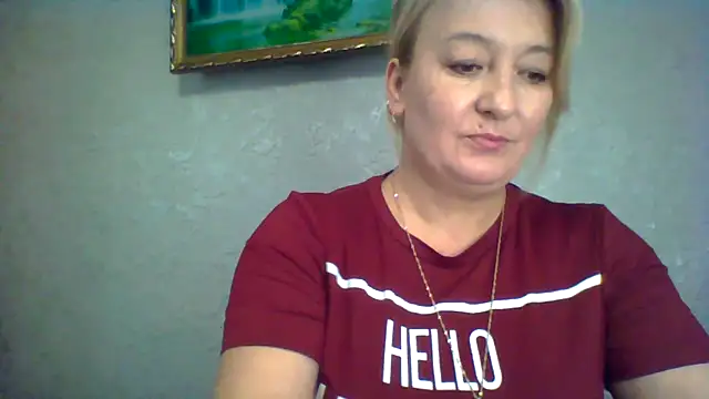 ArielXLoveresss online show from 10-13-25, 07:08