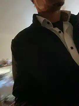 rogerdik76 online show from 04-04-26, 07:28