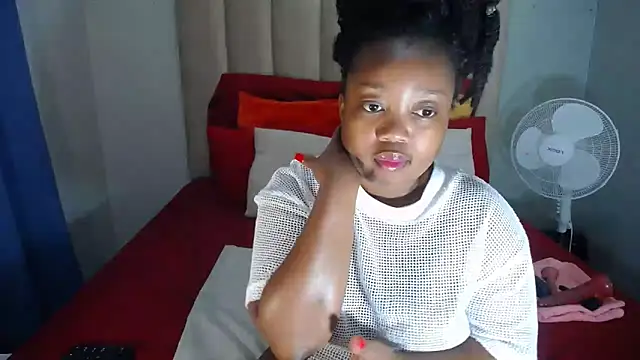 Snapshot of SEXYASSTINAXXX chatting on 02-13-26, 04:47 SEXYASSTINAXXX online show from 02-13-26, 04:47