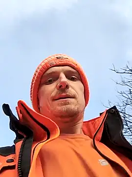 Snapshot of great_feeling chatting on 02-25-25, 02:22 great feeling online show from 02-25-25, 02:22