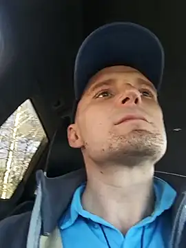 Snapshot of great_feeling chatting on 03-19-25, 12:12 great feeling online show from 03-19-25, 12:12