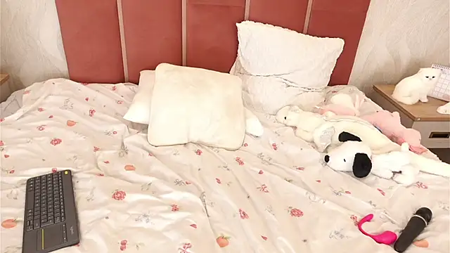 DaliaCruz online show from 04-30-26, 04:02