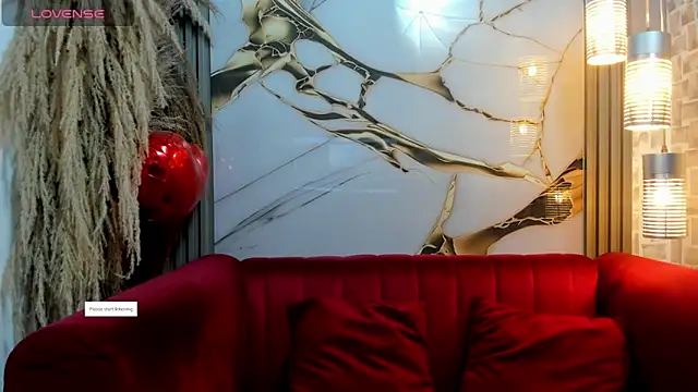 Snapshot of Bella_williamss_ chatting on 02-11-26, 07:41 Bella williamss online show from 02-11-26, 07:41