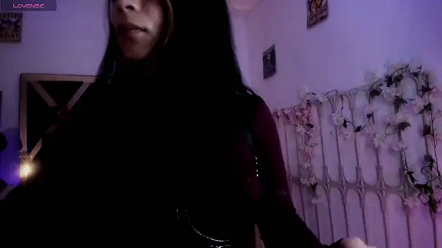 Minami Nakamura online show from 04-25-26, 01:52