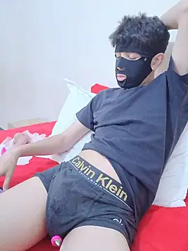 Snapshot of ARABCOUPLEVIP chatting on 03-30-26, 09:05 ARABCOUPLEVIP online show from 03-30-26, 09:05