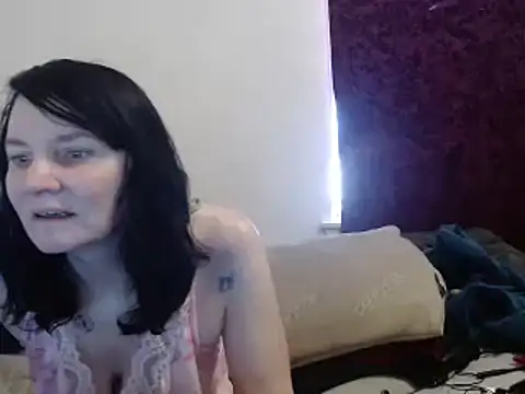 Snapshot of Hotmodel1984 chatting on 01-22-25, 05:49 Hotmodel1984 online show from 01-22-25, 05:49