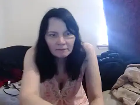 Snapshot of Hotmodel1984 chatting on 03-20-25, 06:09 Hotmodel1984 online show from 03-20-25, 06:09