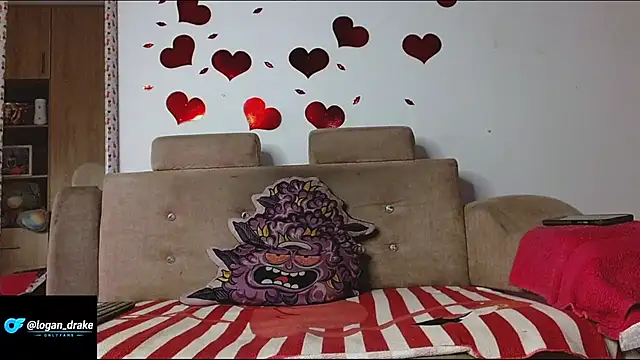 LOGAN DRAKE online show from 04-30-26, 03:35