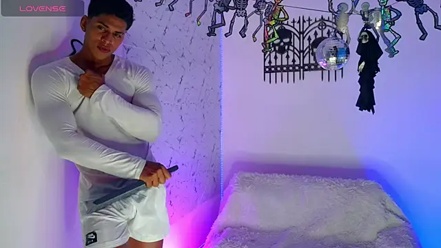 ken  owens online show from 10-23-25, 04:34