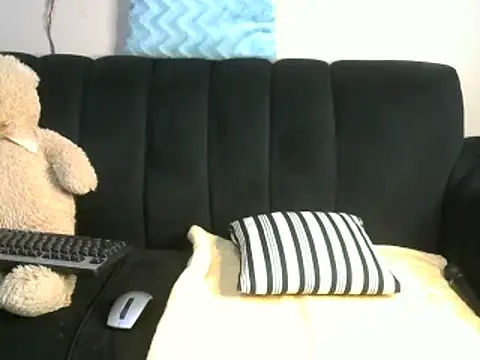 Snapshot of naughty_berry01 chatting on 02-27-25, 12:32 naughty berry01 online show from 02-27-25, 12:32