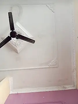 Snapshot of heena-3678 chatting on 11-10-25, 04:22 heena-3678 online show from 11-10-25, 04:22