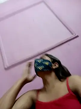 Snapshot of heena-3678 chatting on 11-10-25, 04:28 heena-3678 online show from 11-10-25, 04:28