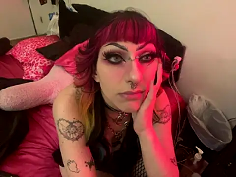 ChrryFoxx online show from 10-14-25, 09:43