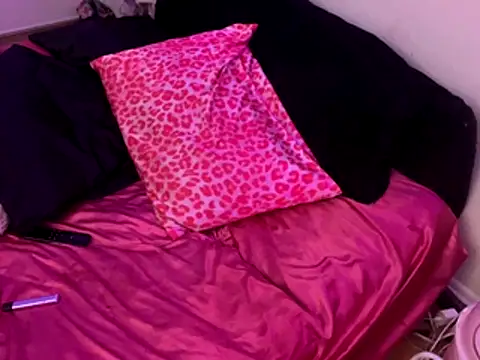 ChrryFoxx online show from 12-02-25, 09:36