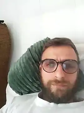 Snapshot of sebik122 chatting on 10-04-25, 08:12 sebik122 online show from 10-04-25, 08:12