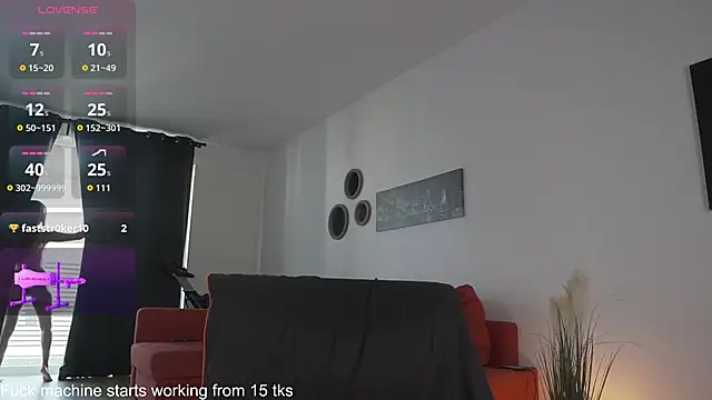 Snapshot of Jessi_Q chatting on 06-29-26, 05:35 Jessi Q online show from 06-29-26, 05:35