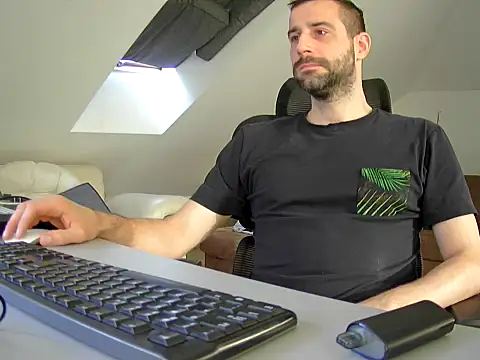 gryzoon online show from 09-25-25, 02:54