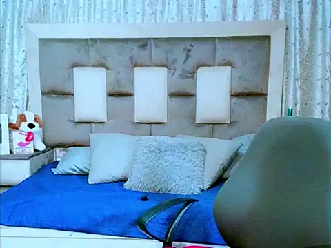 indiantopaz694u online show from 03-15-25, 10:35