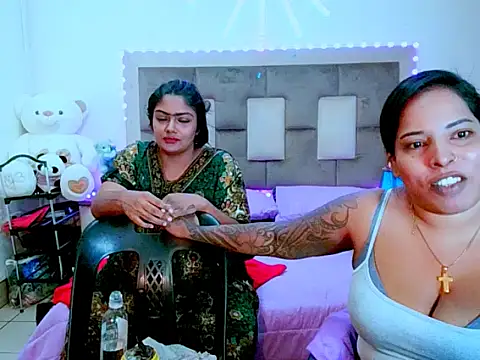 indiantopaz694u online show from 04-27-26, 07:17