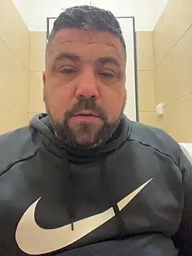 Snapshot of Alexander18edd chatting on 02-09-26, 06:50 Alexander18edd online show from 02-09-26, 06:50