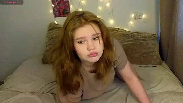 LaseyMoon online show from 03-14-26, 04:40