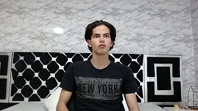 Maximoherrera 16 online show from 03-01-25, 03:32