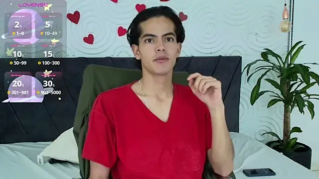 Maximoherrera 16 online show from 04-18-26, 09:48