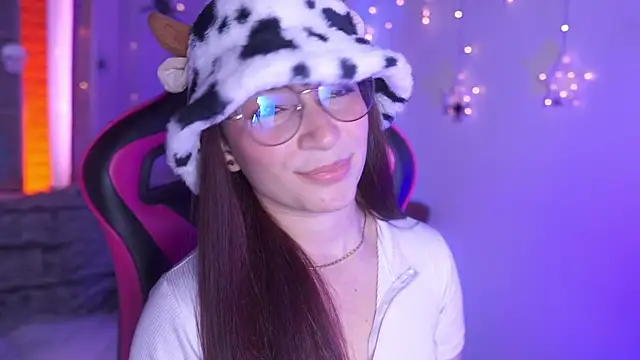 Snapshot of issa_monterrey chatting on 10-21-25, 08:31 issa monterrey online show from 10-21-25, 08:31