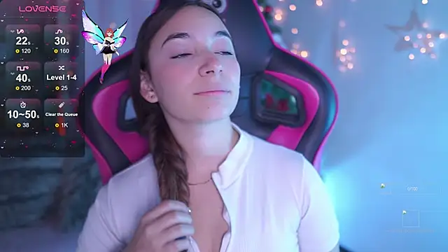 Snapshot of issa_monterrey chatting on 11-20-25, 10:31 issa monterrey online show from 11-20-25, 10:31