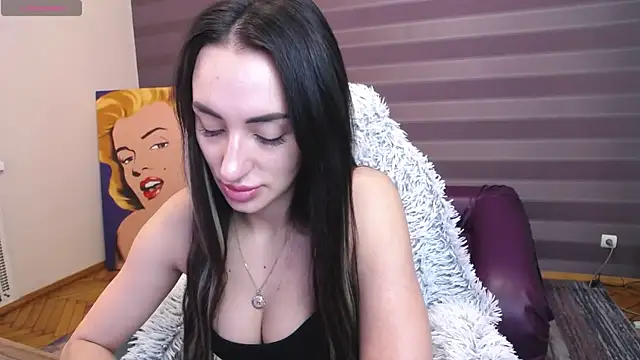 JenniferStone online show from 04-29-26, 07:01