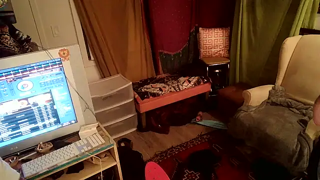 Foxxyhoneypott online show from 03-15-25, 12:34