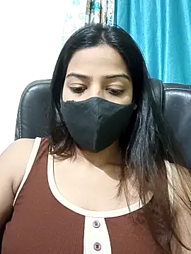 Snapshot of CRAZY__BITE chatting on 02-18-26, 05:53 CRAZY BITE online show from 02-18-26, 05:53