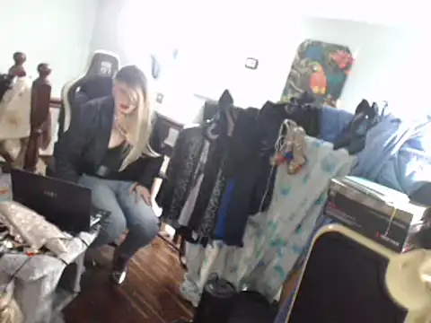 Snapshot of emmex671 chatting on 03-03-25, 06:26 emmex671 online show from 03-03-25, 06:26