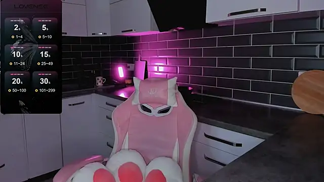 Snapshot of EmmaVictori1 chatting on 02-15-26, 12:03 EmmaVictori1 online show from 02-15-26, 12:03