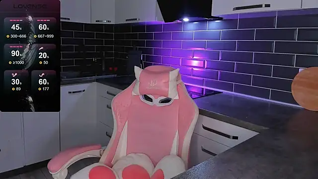 EmmaVictori1 online show from 04-06-26, 06:25