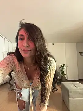 Sophie Restrepo online show from 12-17-25, 03:12